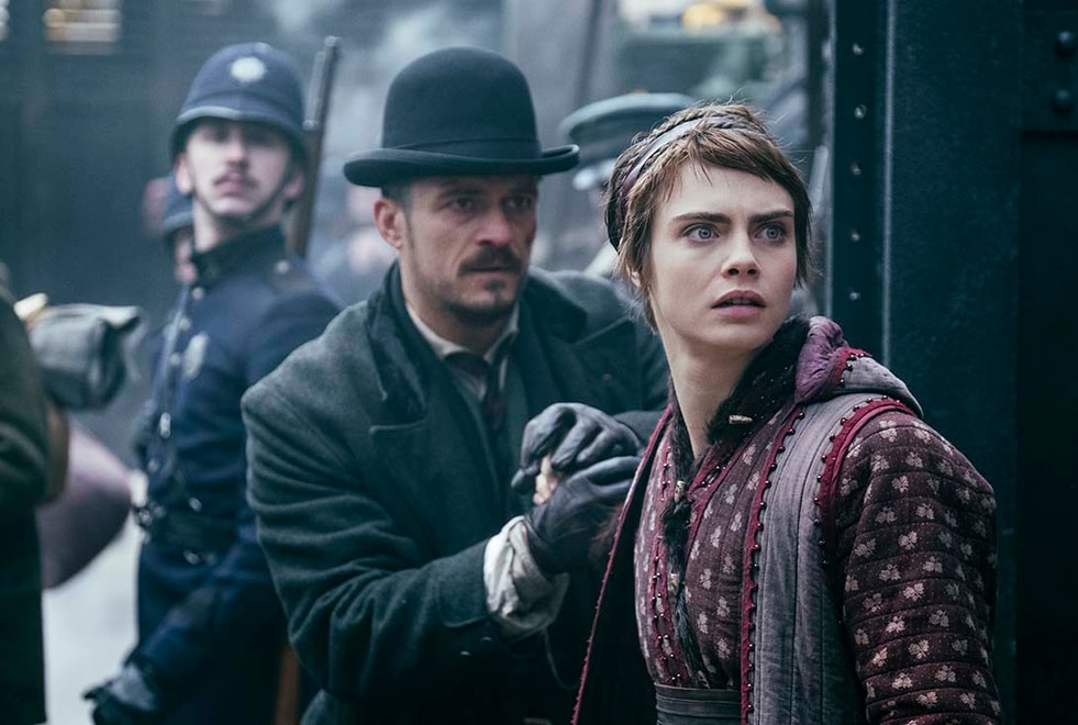 Carnival Row, Cara Delevingne et Orlando Bloom : « C’est une histoire très ancrée dans la réalité que nous vivons» (INTERVIEW)