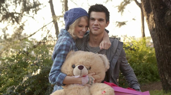 valentines-day-taylor-lautner