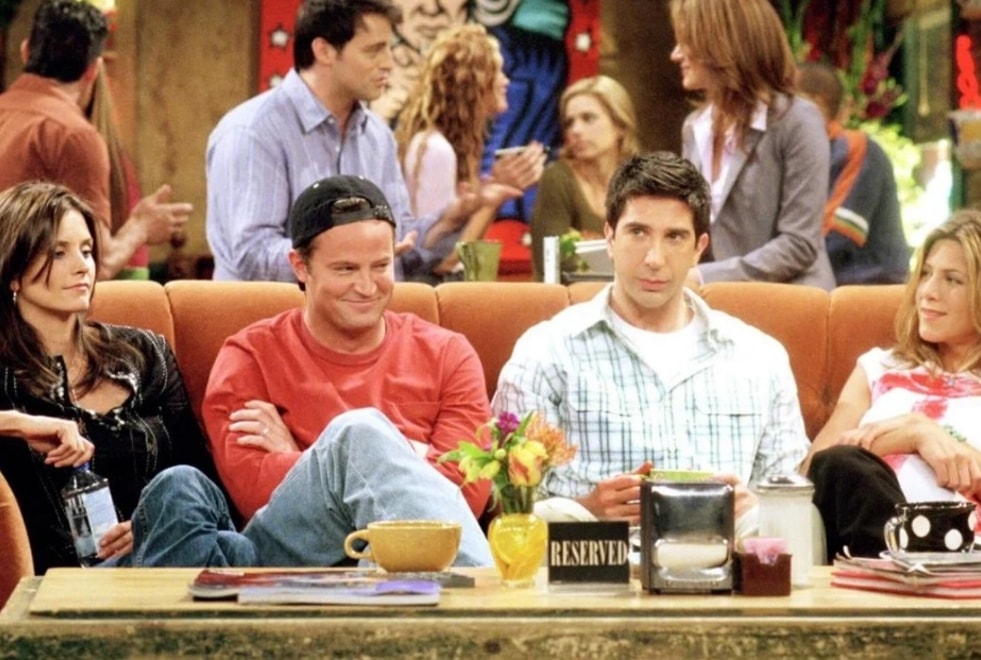 Friends : alerte ! Venez vous asseoir sur le sofa du Central Perk à Paris