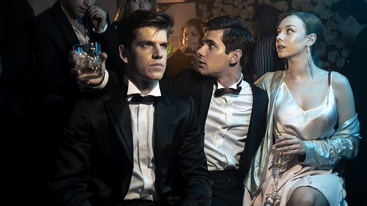 Sondage : si tu devais passer une soirée avec un perso d'Elite, tu choisirais qui ?