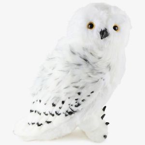 Une peluche Hedwige