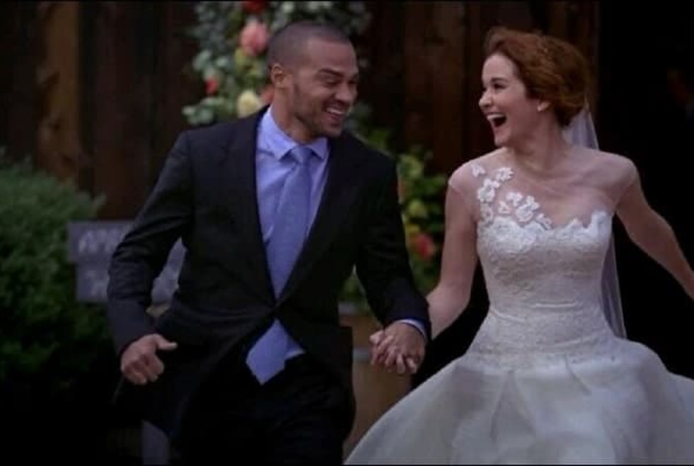 Grey’s Anatomy : April est la vraie méchante pour s’être enfuie le jour de son mariage selon Jesse Williams