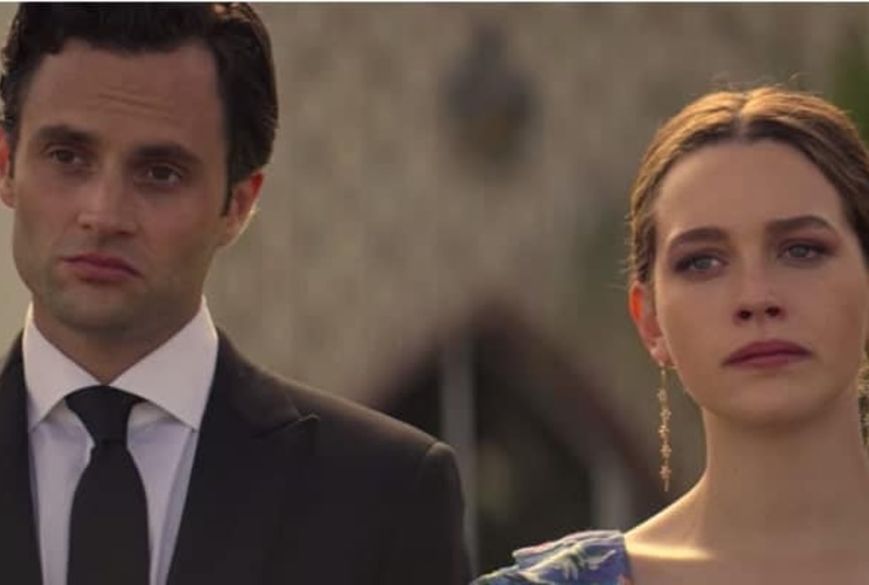 YOU saison 2 : les fans sont persuadés que Joe n’est pas le père du bébé de Love
