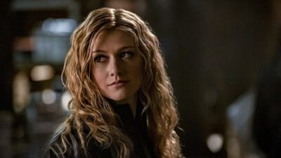 Katherine McNamara serait-elle la nouvelle Green Arrow ? Découvrez la première image