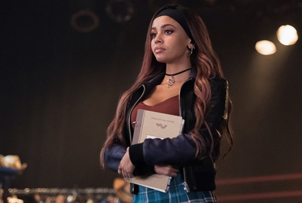 Riverdale : Vanessa Morgan révèle la vérité sur la théorie de la mort de Toni