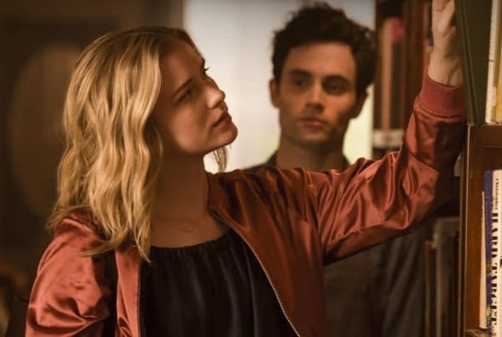 YOU : et si la voisine de Joe était liée à Beck ? #Théorie