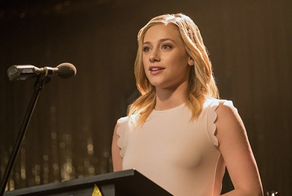 Riverdale : Lili Reinhart s’est sentie mal dans sa peau par rapport aux autres stars de la série