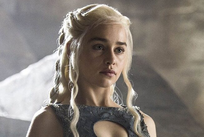 Game of Thrones : une fan dessine ce à quoi aurait (vraiment) dû ressembler Daenerys Targaryen