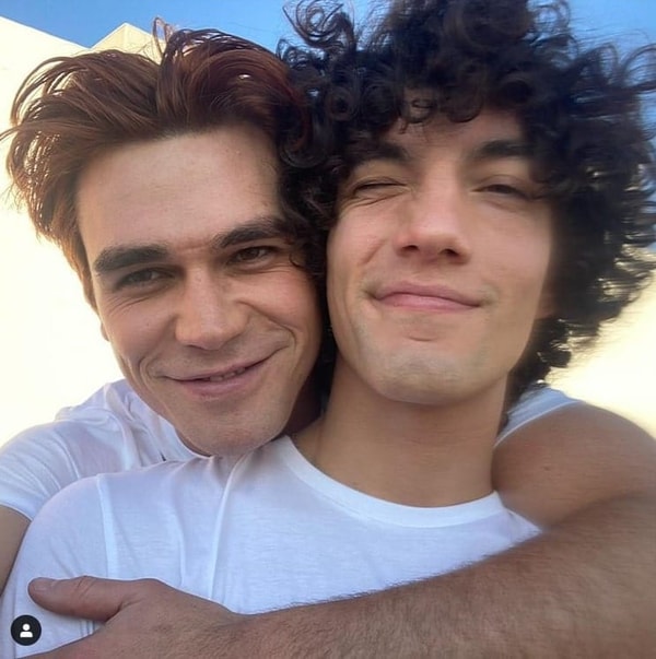 kj apa, jorge lopez, riverdale, elite