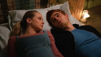Riverdale saison 5 : Betty et Archie vont-ils être mariés après le saut dans le temps ?