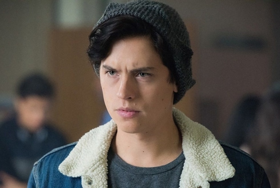 Riverdale : l’énorme coup de gueule de Cole Sprouse contre ses fans les plus extrêmes