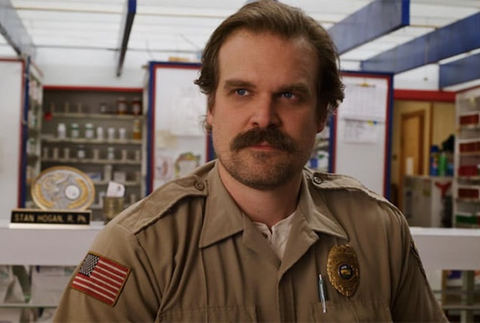 Stranger Things saison 4 : attendez-vous à une énorme révélation sur le passé de Hopper