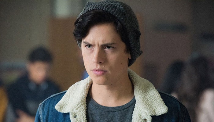 Riverdale : Cole Sprouse s&rsquo;ennuie-t-il aussi dans la série ? Il répond