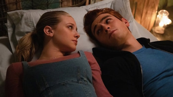 Riverdale saison 3 : Archie et Betty vont-ils enfin sortir ensemble ? KJ Apa a la réponse