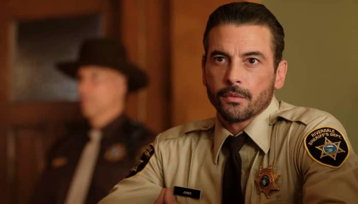 Riverdale saison 5 : le dernier épisode de Skeet Ulrich (FP Jones) se dévoile