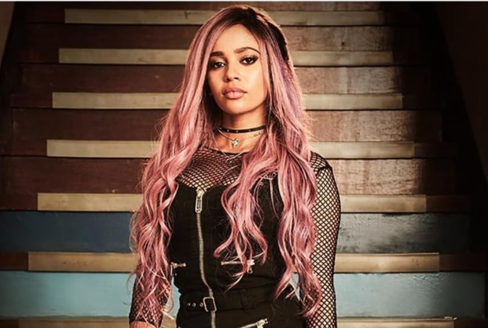 Riverdale : Vanessa Morgan va-t-elle quitter la série ?