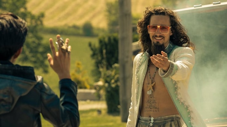 The Umbrella Academy saison 2 : les premières photos promettent plusieurs voyages dans le temps