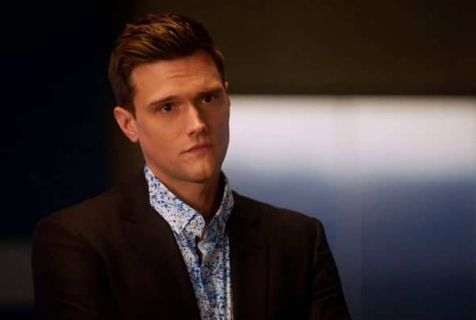 The Flash : Hartley Sawyer (Ralph) viré de la série suite à de vieux tweets racistes et sexistes