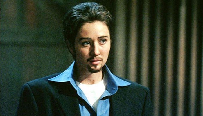 Prue homme Charmed