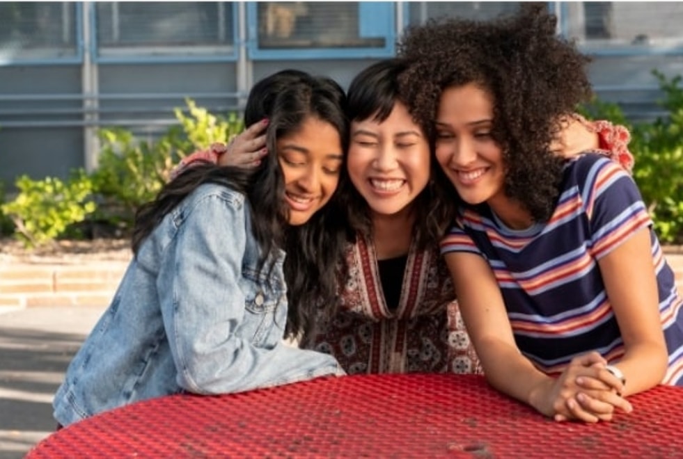 Mes Premières Fois : la série a été renouvelée pour une saison 2 par Netflix