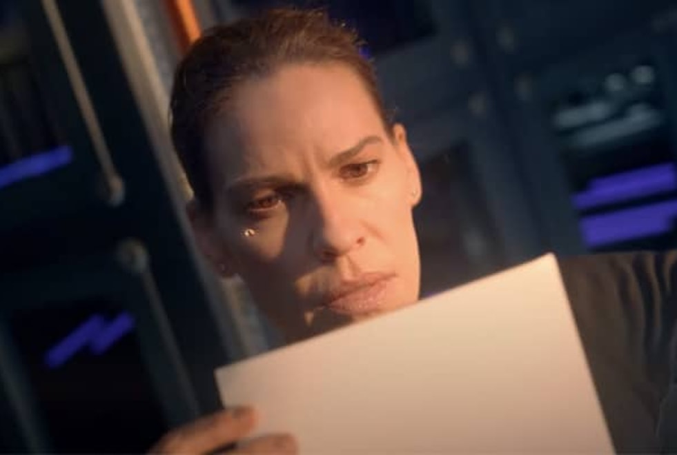 Away : Netflix dévoile la date de sa nouvelle série spatiale avec Hilary Swank