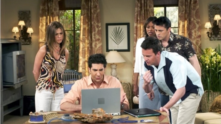 Friends : pourquoi les voix françaises de Rachel, Joey et Chandler changent à partir de la saison 9