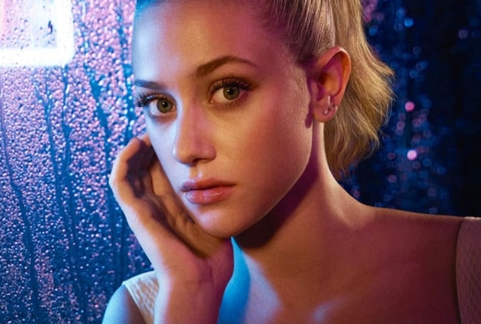 Lili Reinhart (Riverdale) se confie à cœur ouvert sur sa dépression