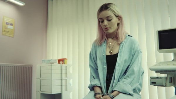 avortement Maeve Sex Education