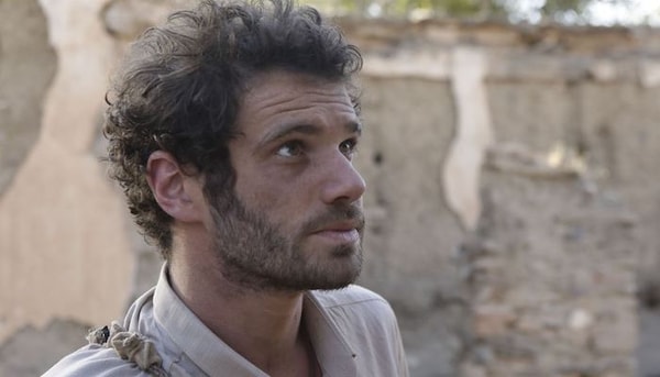 Félix Moati No Man's Land