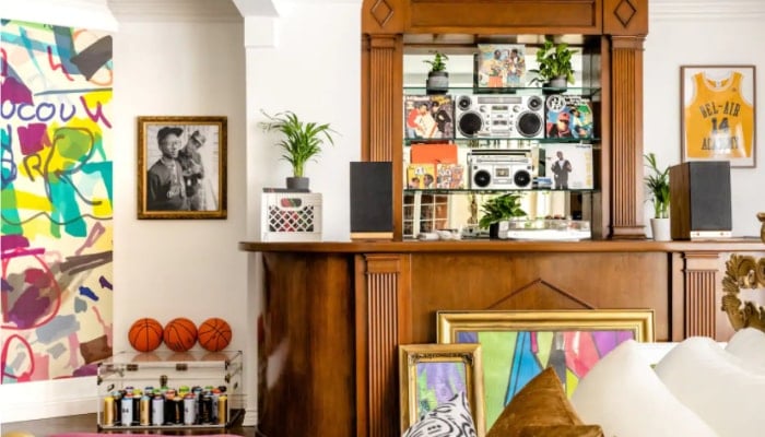 Banks_AirbnbLe Prince de Bel-Air