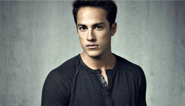 tyler the vampire diaries michael trevino