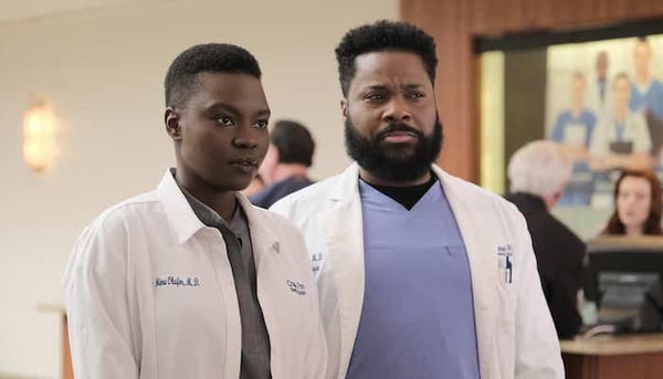 Okafor et Austin The Resident
