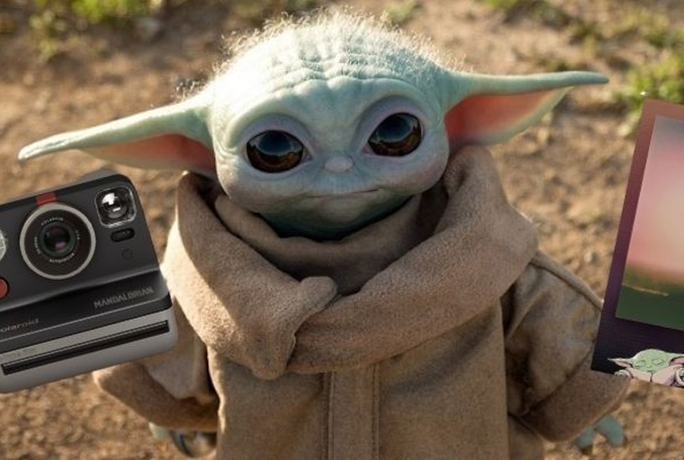Alerte ! Polaroid vient de sortir une version The Mandalorian de son appareil photo culte