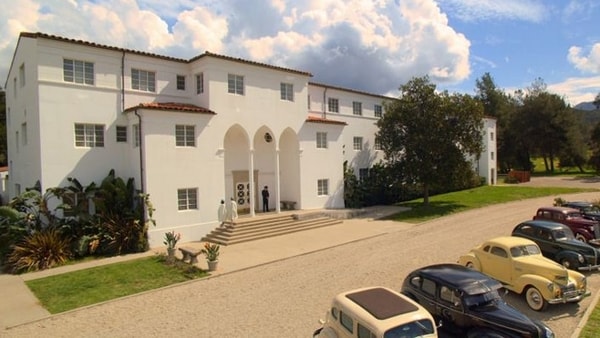 Ratched hopital psychiatrique