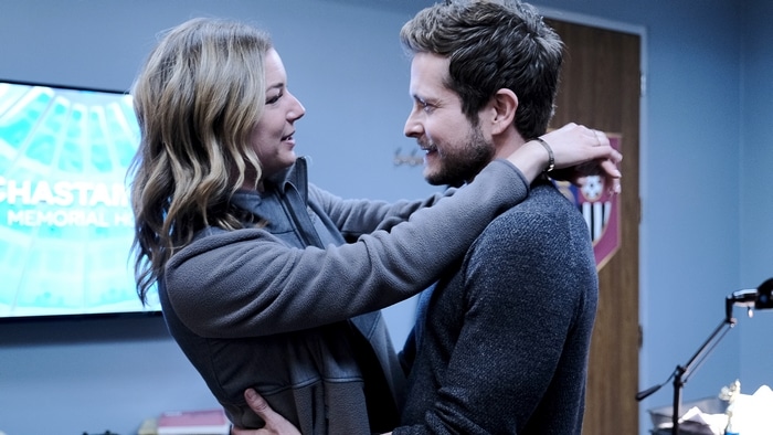 the resident saison 3 nic conrad