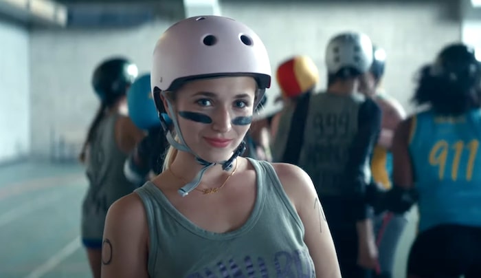 Chloé Jouannet Derby Girl