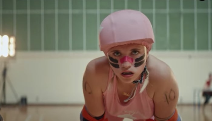 Derby Girl Lola Bouvier