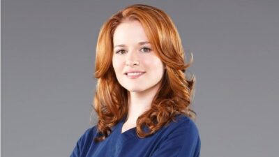 Grey’s Anatomy : Sarah Drew (April) remet un fan à sa place sur Twitter