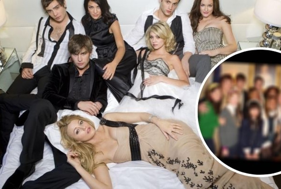 Gossip Girl : coup de vieux, Blake Lively dévoile une photo du casting au début de la série