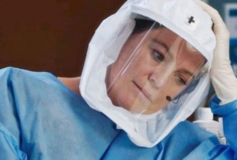 Grey’s Anatomy : une grosse altercation et une arrivée surprise pour le lancement de la saison 17