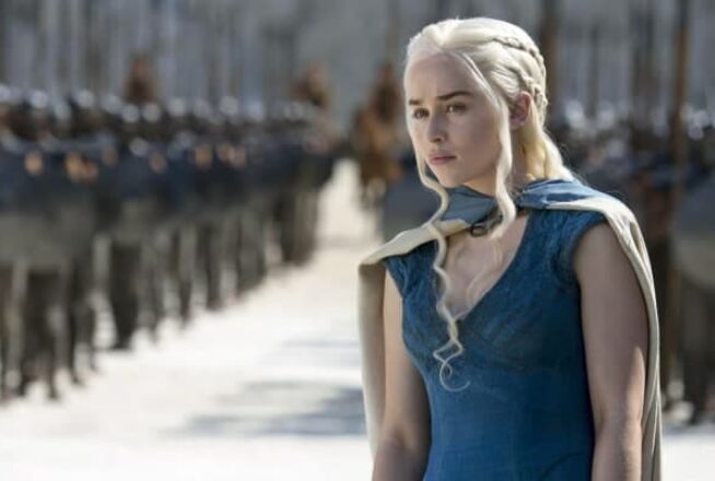 Game of Thrones : pourquoi Emilia Clarke en a marre que l&rsquo;on parle de « femmes fortes »