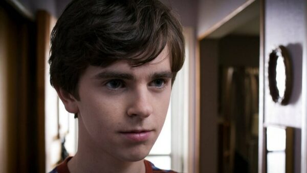 freddie highmore bates motel