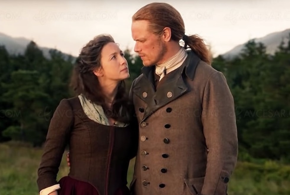 Outlander : pourquoi le tournage de la saison 6 n’a toujours pas commencé ?
