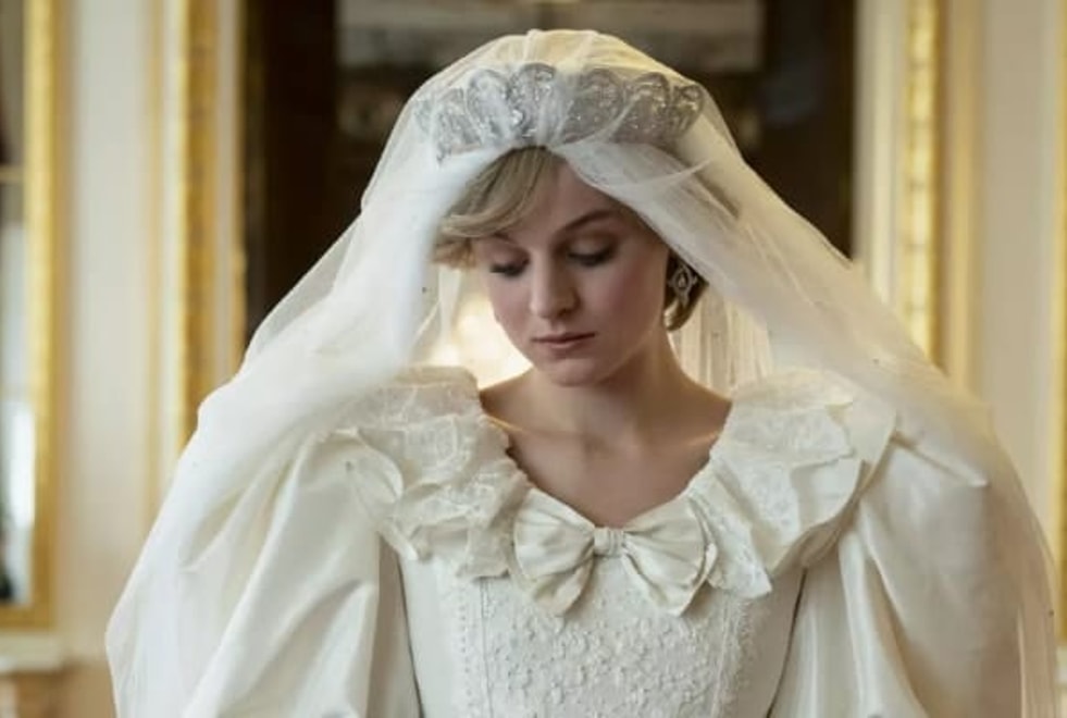 The Crown : 5 choses à savoir sur Emma Corrin (Diana)
