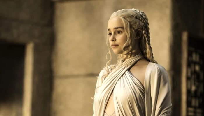 Game of Thrones : Emilia Clarke a improvisé un dialogue entier dans la saison 5