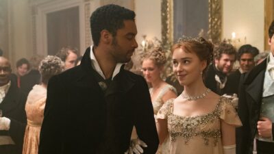 Bridgerton : Phoebe Dynevor et Regé-Jean Page sont-ils en couple ? L&rsquo;actrice met les choses au clair