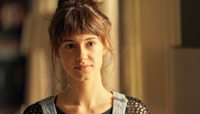 Daisy Edgar-Jones Normal People