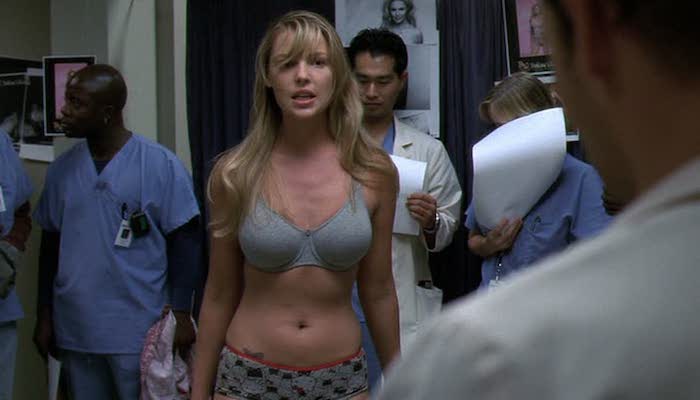 Izzie Stevens sous-vêtements