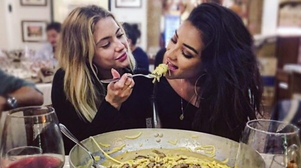 ashley benson shay mitchell