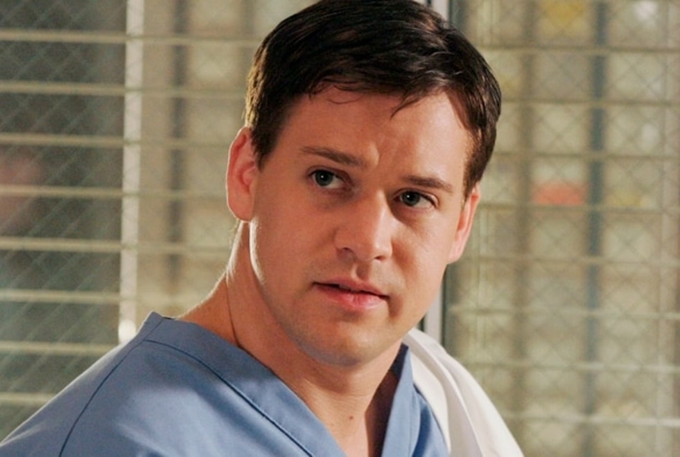 Grey’s Anatomy saison 17 : T.R. Knight (George) se confie sur son retour dans l’épisode 4